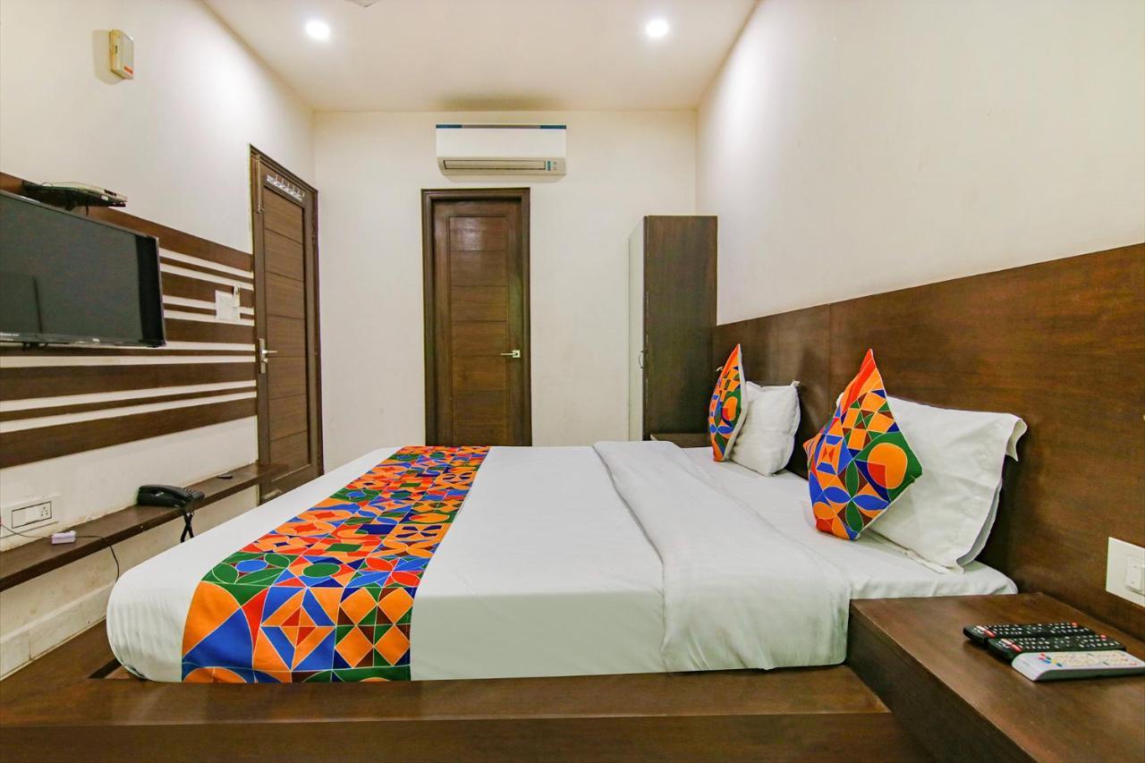 Fabhotel Legacy Hotel 3*